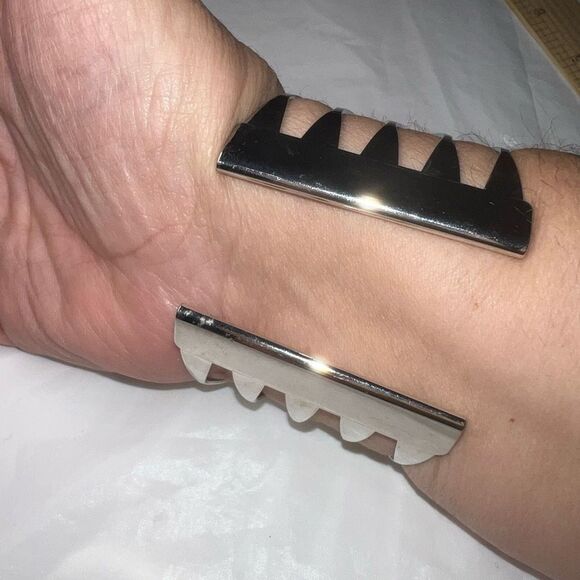 G by Gennaro Silver Tone Abstract Modern Cuff Bracelet - Picture 7 of 7